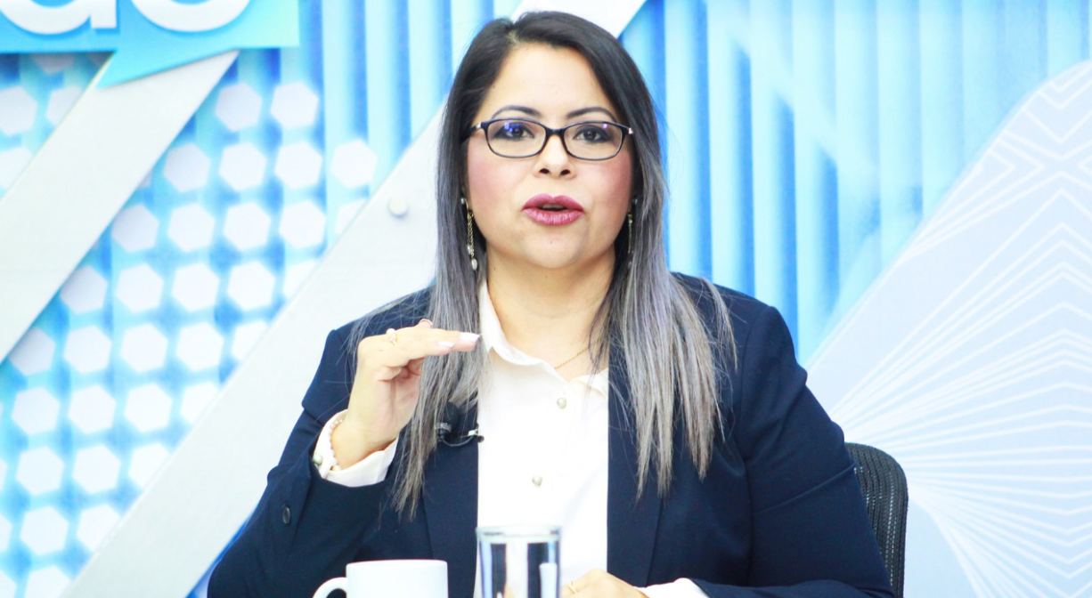 Tahnya Pastor: "La población respalda la reelección del Presidente Bukele porque estima que no existe otra figura similar" tahnya-pastor-la-poblacion-respalda-la-reeleccion-del-presidente-bukele-porque-estima-que-no-existe-otra-figura-similar